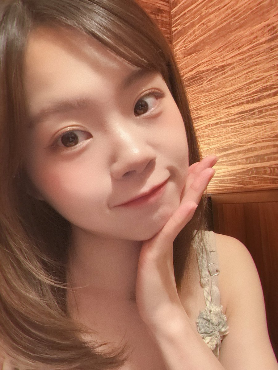momo112424's tweet photo. あつくて溶けそう🫠 https://t.co/zz0ssUiAU4