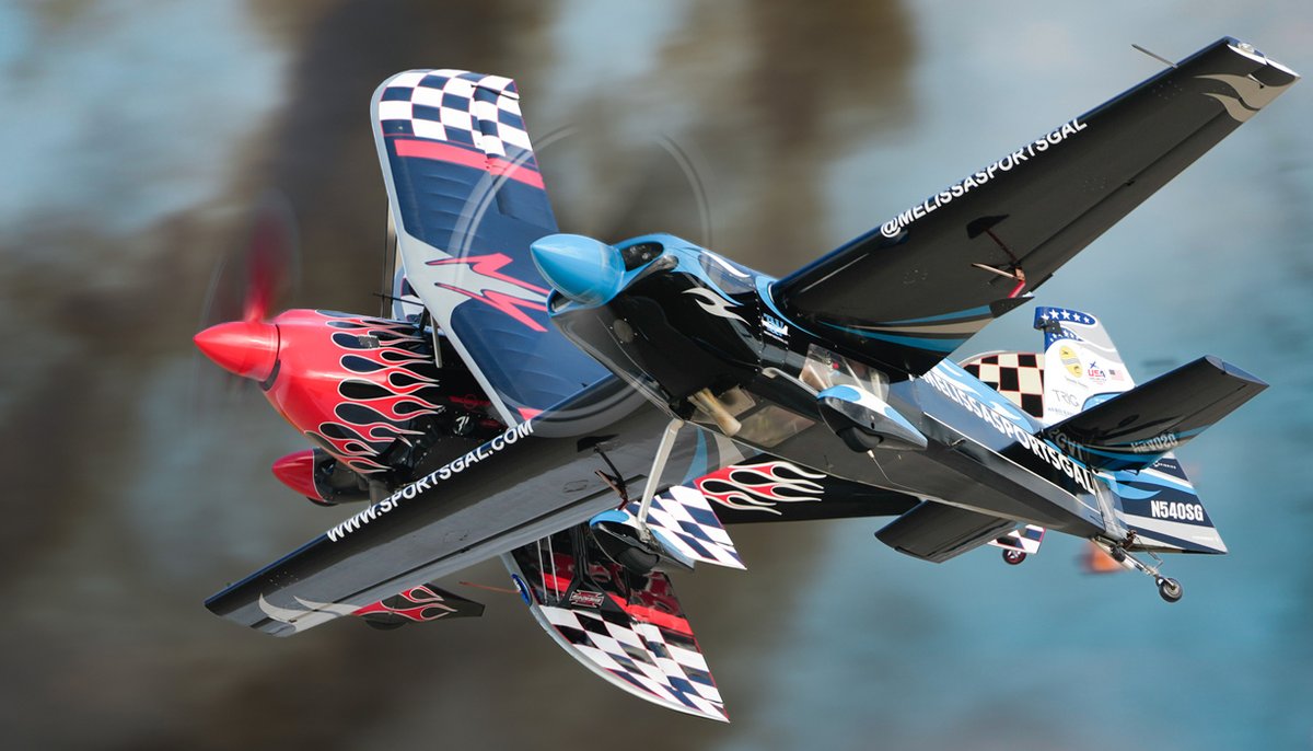 Sigma_Photo's tweet photo. With more than 40 years of aviation photography experience, Jim Koepnick knows a thing or two about shooting an air show. With the Sigma 300-600mm F4 DG OS | Sports, he may have found his favorite telephoto lens ever.

Learn more & see photos:
https://t.co/dRLfcizfP1 

Faster shutter speeds, less noise, and flexibility to photograph high-speed aircraft even when the light starts to dim.

#Sigma #Sigma300600mmSports #photography
