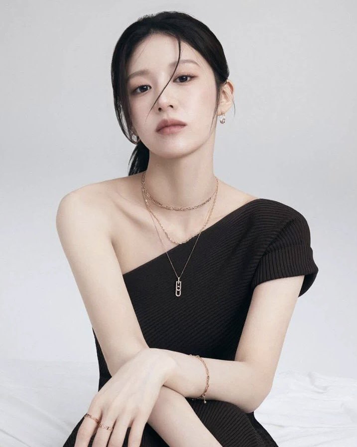 luvwoosannie's tweet photo. banyak juga yang berharap mereka seprojek, kalo beneran kejadian apa gak heboh 😊!! APALAGI DARI SEGI BAKAT DAN VISUAL MEREKA BERDUA OKE BGT! 🫶🏻 https://t.co/9wC6WkR5i9