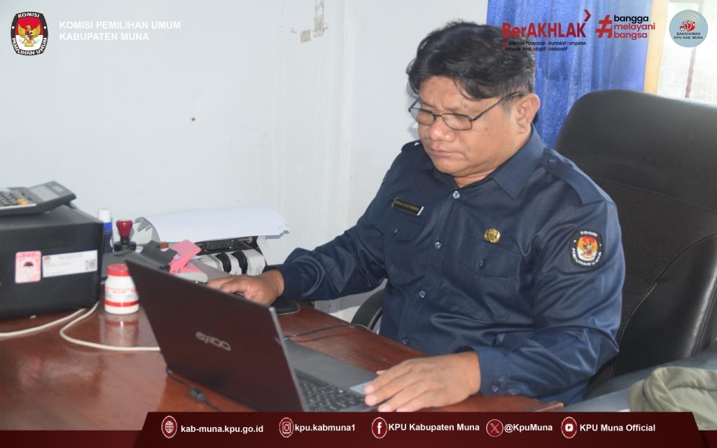 KpuMuna's tweet photo. #TemanPemilih
Sekretariat KPU Kabupaten Muna hadir mengikuti Rapat Sosialisasi Peraturan Menteri Keuangan Nomor 41 Tahun 2026 secara daring melalui zoom meeting. Selasa (4/8/2026)
#KPUMelayani https://t.co/n3MH25W0tR