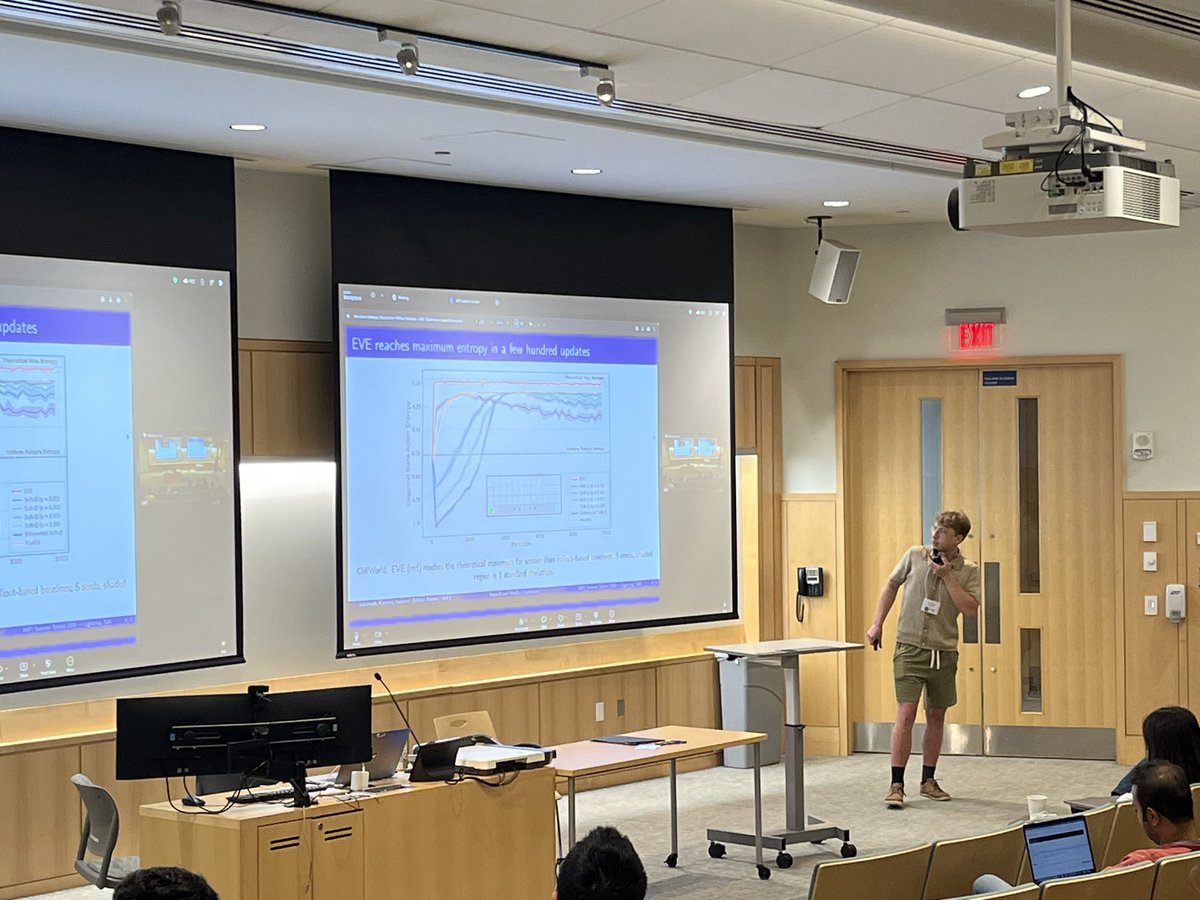iaifi_news's tweet photo. Day 3 of the #IAIFISummerSchool kicks off with another round of lightning talks from students and then we dive into the lecture on Computer Vision & Physics led by IAIFI/Tayebati Fellow Berthy Feng! https://t.co/Fgmar4DY1B