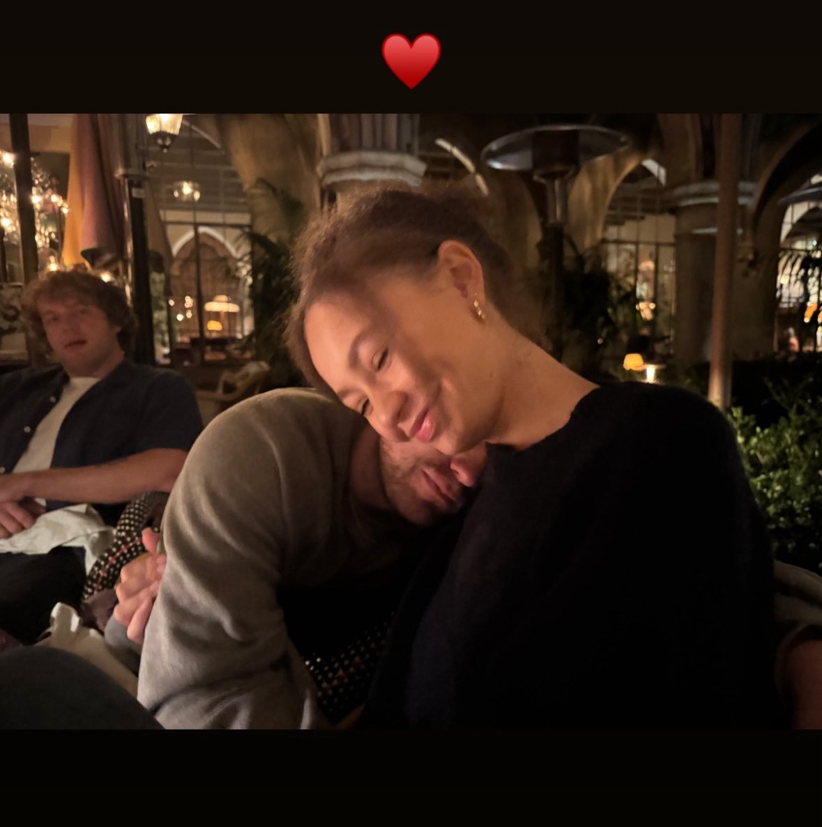 hoffmanupdates's tweet photo. “Hoffman met his girlfriend, actress Nico Parker, on [the set of POETIC LICENSE]. ‘But, we didn’t officially start dating until a few weeks after filming, when she came to New York to meet my mom, and I asked her to be my girlfriend. It was very sweet.’” https://t.co/gHfcSmVNH3