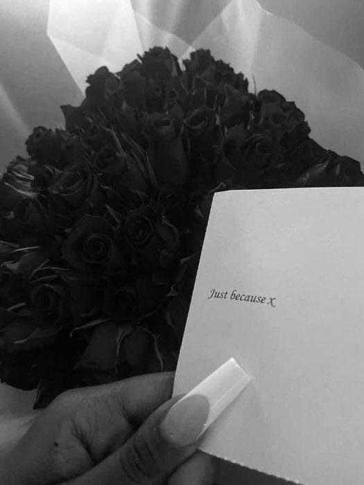 plugdontmiss's tweet photo. We all deserve a reassuring partner ❤️ https://t.co/nds87G6tws