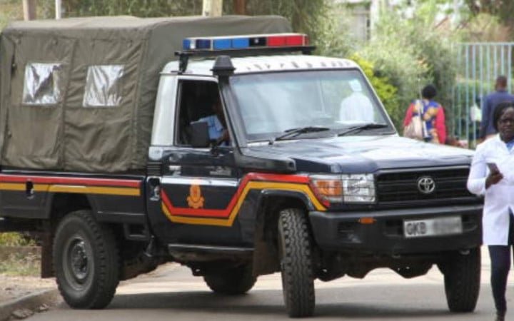 Sirikal254's tweet photo. DCI officers in Eldoret have arrested a college director over alleged fake certificates. Education fraud continues to undermine trust in academic qualifications. #DCIKenya #Eldoret #Education https://t.co/QwOEt8dXMi
