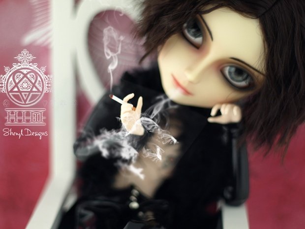 H3ARTAGRAMDAILY's tweet photo. Custom Ville Valo doll https://t.co/wYaQtftiTs
