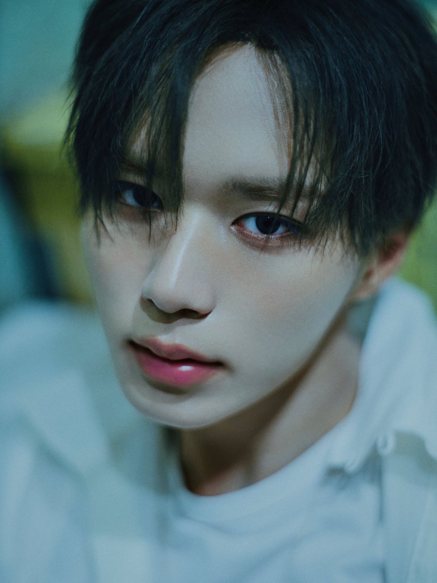 testyourluck_'s tweet photo. 아니 이사람이 누군데
그걸 말해줘야지 이게 누구냐고
처음보는사람이라고 https://t.co/OBWNPKaWcT