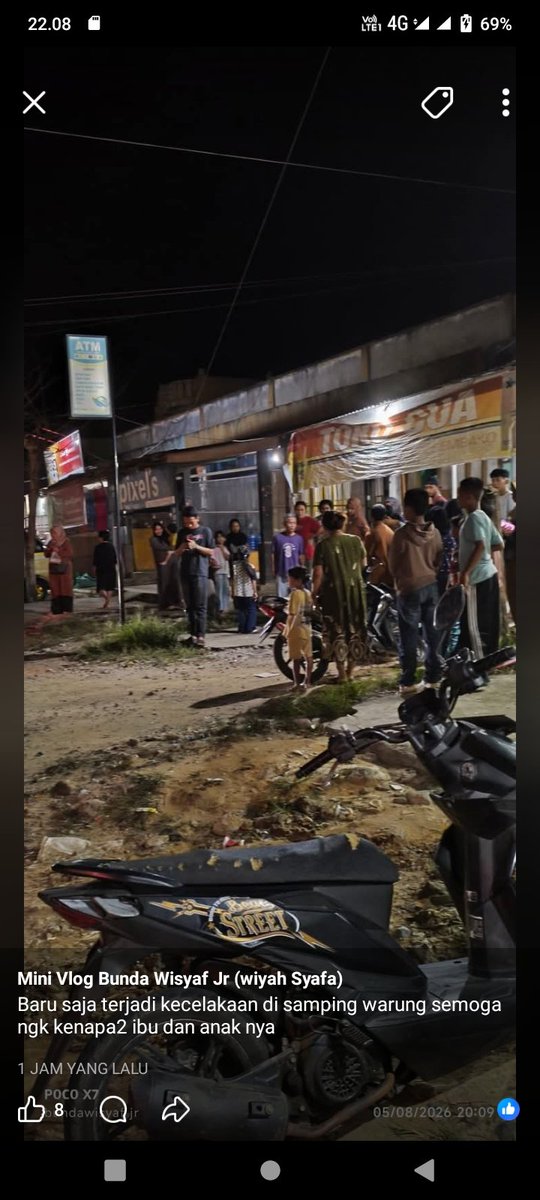 coden_denco's tweet photo. Siapa yang bertanggung jawab disini?
@jokowi atau @prabowo ?
Biar tau buat rap @geri https://t.co/Tdjyu26l31