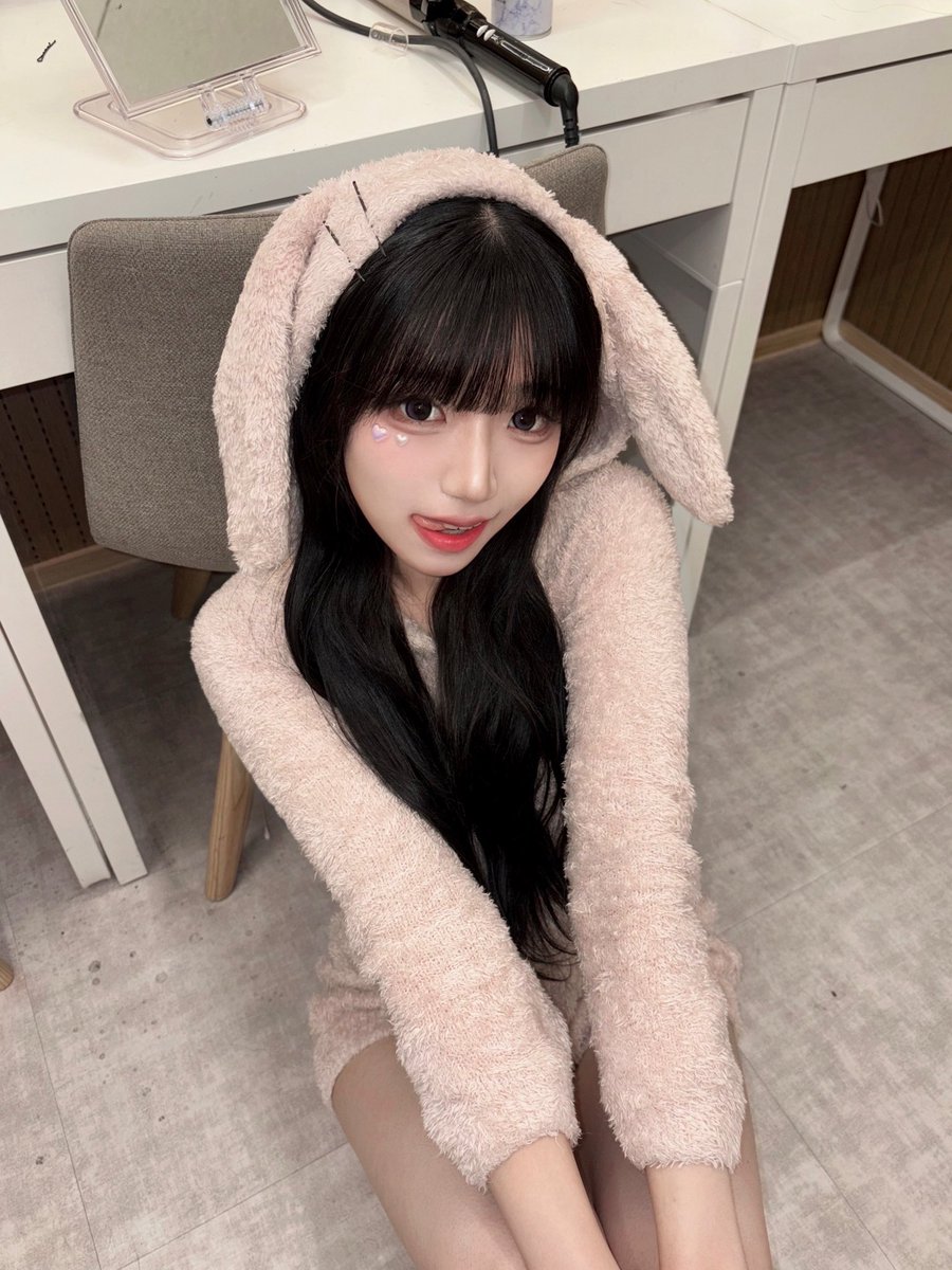 pudingnnyom's tweet photo. 가능을느낌… 히나님… https://t.co/kzMhavcUT2