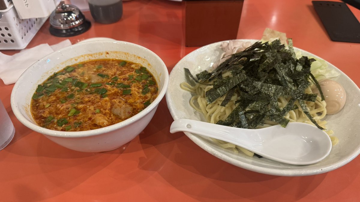 Maritaku07's tweet photo. 美味かったがやっぱりつけ麺よりラーメンの方が好きやった https://t.co/dt9FjqNs83