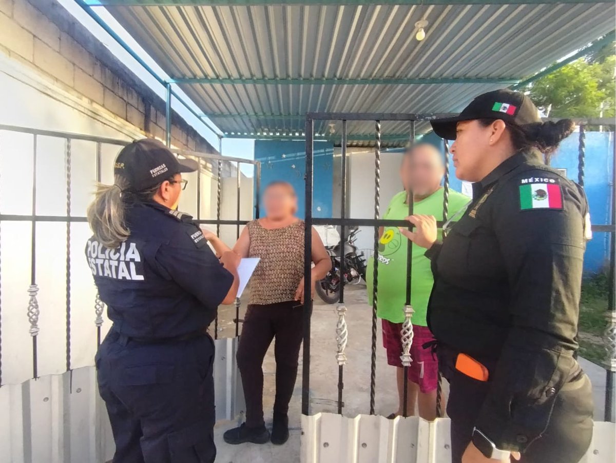 sspyuc's tweet photo. 👥 La cercanía también se construye al recorrer las calles, escuchar a las y los vecinos y compartir herramientas que contribuyan al bienestar de la comunidad. Por ello, a través de #PolicíaCercaDeTi, seguimos generando espacios de participación y prevención.

🚔 En colonias de Mérida, así como en el interior del estado, visitamos hogares, compartimos recomendaciones sobre seguridad y atendimos las inquietudes de las familias, fortaleciendo el trabajo conjunto entre ciudadanía y autoridades.