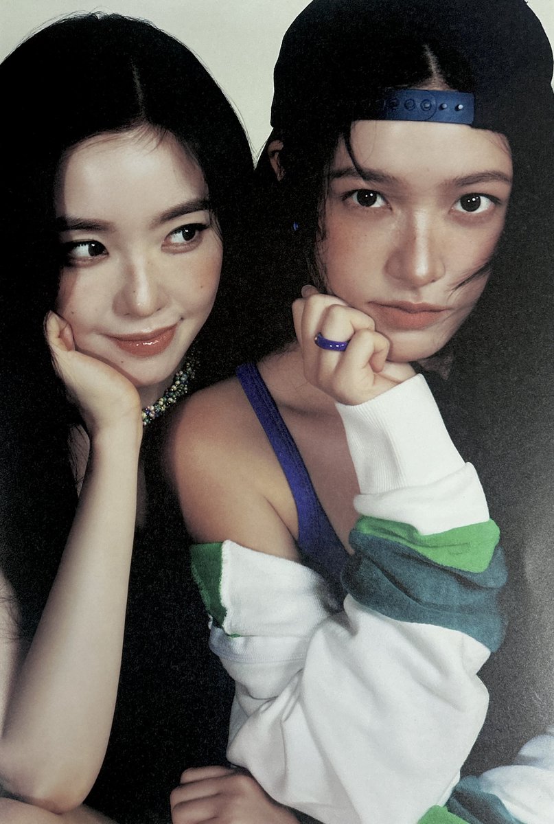 329lovers's tweet photo. 미공개컷 중에서 이렇게 4개가 젤 조음🫶🏻 https://t.co/8XNxzp8xTz