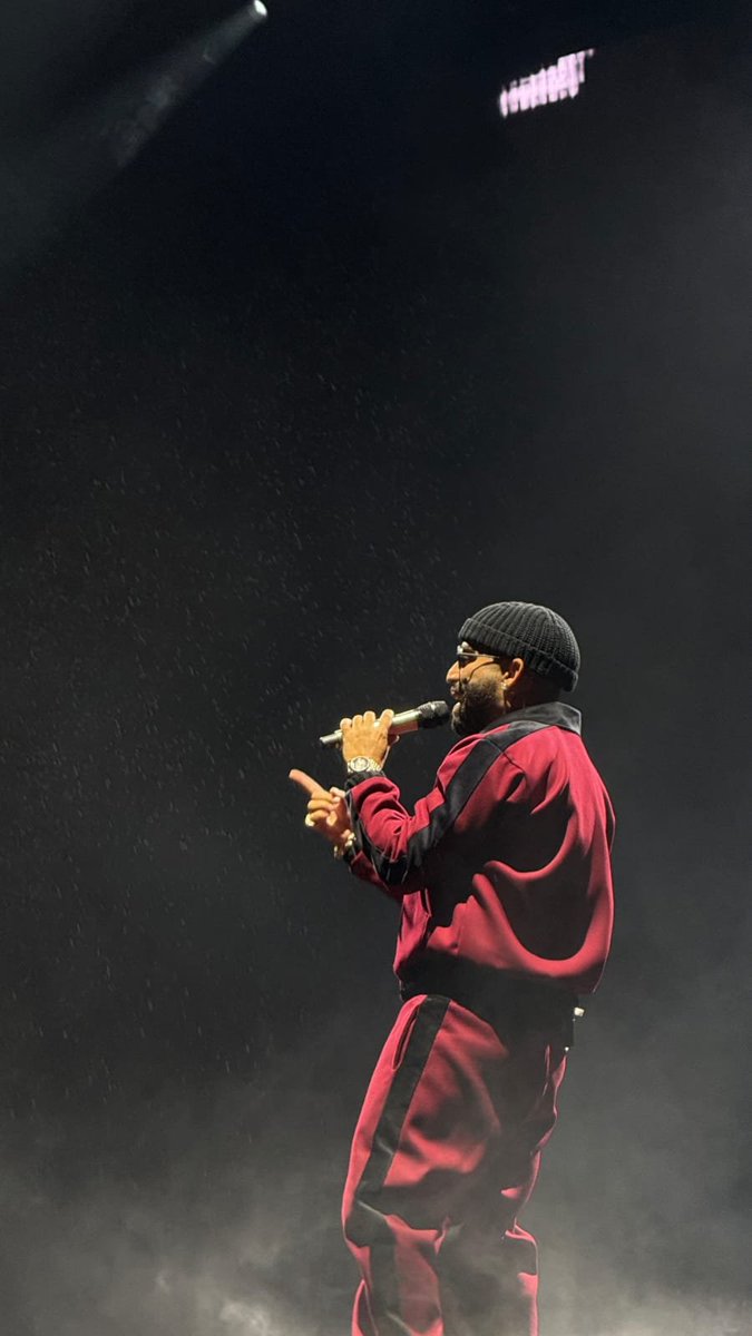 CARLOSARDITTO's tweet photo. Gracias Austin Agustín Santos, 
Me divertí Mucho en tu primer Concierto de los 4 dado en #Guayaquil 2026 

Lo más bacán fue el tercer concierto más Explosivo, Chispa y con un Piquete Fino y Cabrón. 

Muchas Gracias por el trabajo dado. en el país. https://t.co/eHuMjQNKtF