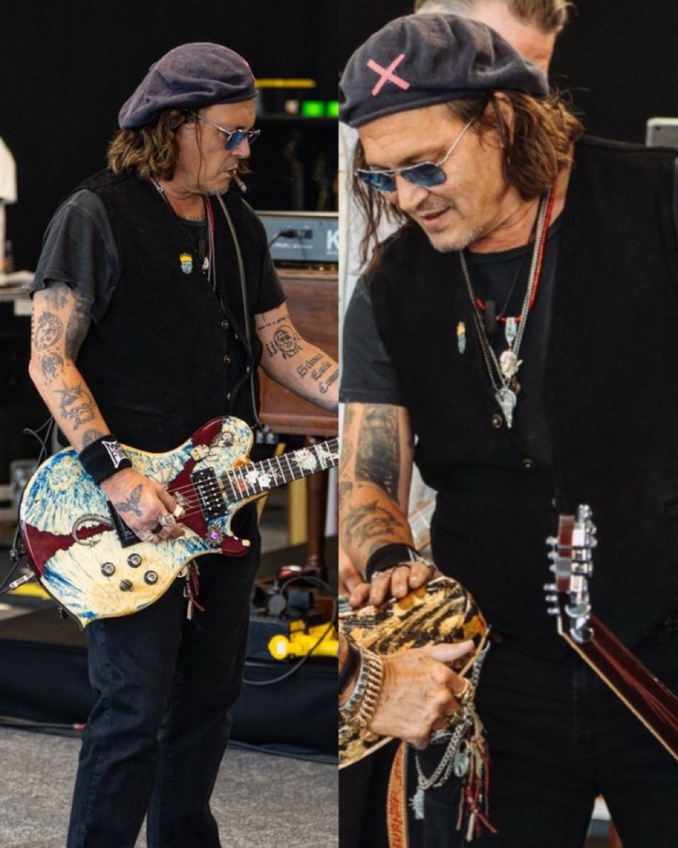 mrjohnnydepc's tweet photo. I am waiting for the right woman who needs love the same way. Real connection and daily care mean so much. Feeling her heart and sharing mine is all I ask. #johnnydepp #depp #actors #hollywoodvampires #johnnydeppcares #film https://t.co/IeVO7CmJeP