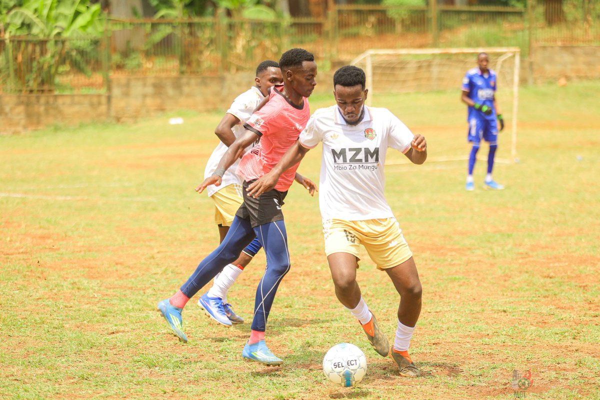 90thMakGuild's tweet photo. Catch him if you can 🏃♂️
@RonnieLethal ⚡
#kickout
#MbioZaMungu https://t.co/OGZA0p6sX9