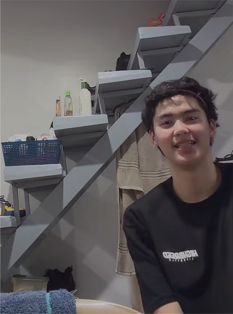 d0veva's tweet photo. one of my favorite things about chog will always be his smile. grabe, ang pogi pogi talaga.

#chogmoral https://t.co/qCdoKRd55A