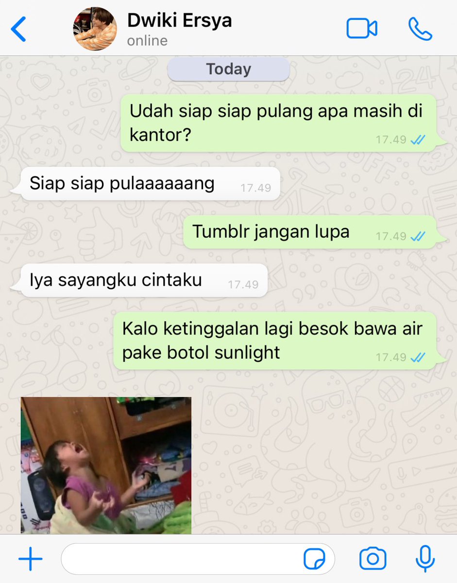 1106pages's tweet photo. daily chat pasutri pacaran 7 tahun https://t.co/HRRhK4dPD9