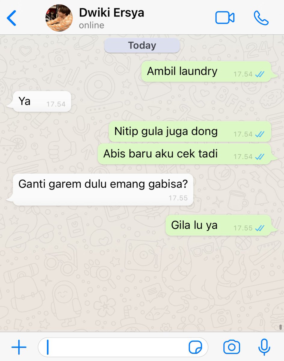 1106pages's tweet photo. daily chat pasutri pacaran 7 tahun https://t.co/HRRhK4dPD9