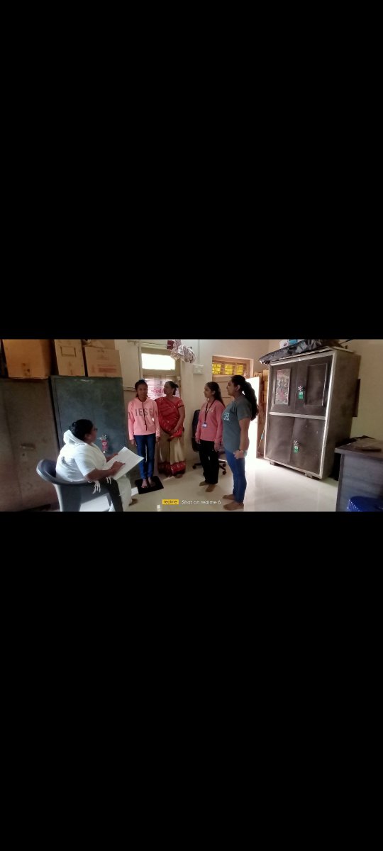 aamtarsingda's tweet photo. આયુષ્યમાન આરોગ્ય મંદિર તરશીંઞડા  પર આજે મમતાદિવસ ઉજવણી.
👉🏻સ્વસ્થ માતા -સ્વસ્થ બાળક.. 
👉🏻તમામ સગર્ભાબહેનો અને પાંચ વર્ષ સુધીના બાળકોને જરૂરી તપાસ અને રસીકરણ.
👉🏻 મમતા કાર્ડ માંથી માતા આરોગ્ય ને બાળ આરોગ્ય વિષે સમજુતી આપી.તેમજ ઞૌરવી દિવસ ઉજવણી 
@TeamHealthMalia https://t.co/BzqgbjPUrZ