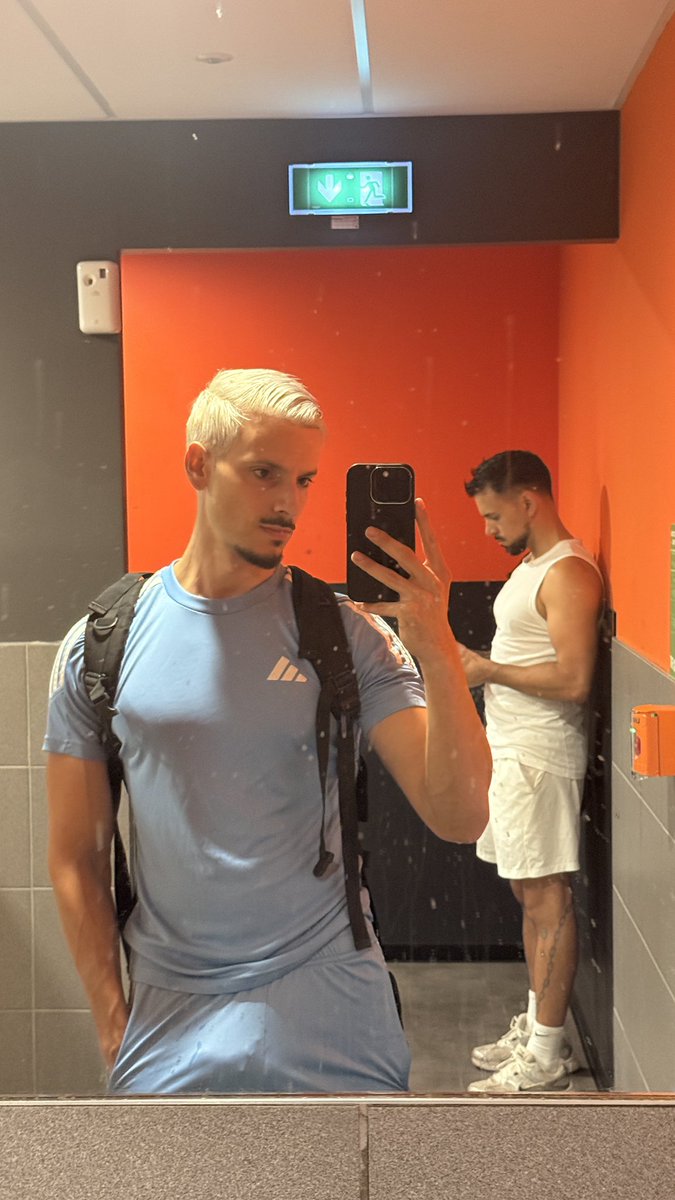 fabio_stallion's tweet photo. New amateur video with @TonySilverX 
We fuck like crazy 🤪 
Watch now: https://t.co/B12qFKaD0k https://t.co/r7LK2ueBGw