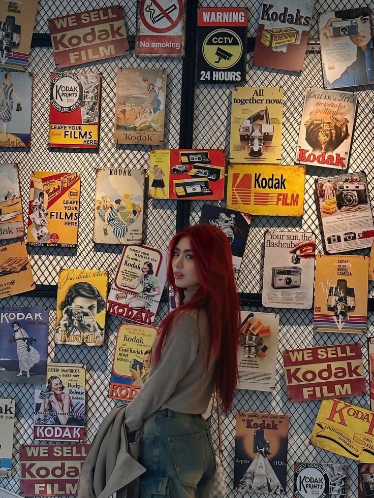 aiahive's tweet photo. freak
- a mikhcey one-shot au for #mikhceyaufest

🦊 dares herself to make 🐱 fall for her in one week. Will she succeed by *checks notes* selling mango graham cake to her? https://t.co/9tQ7QkjyPn