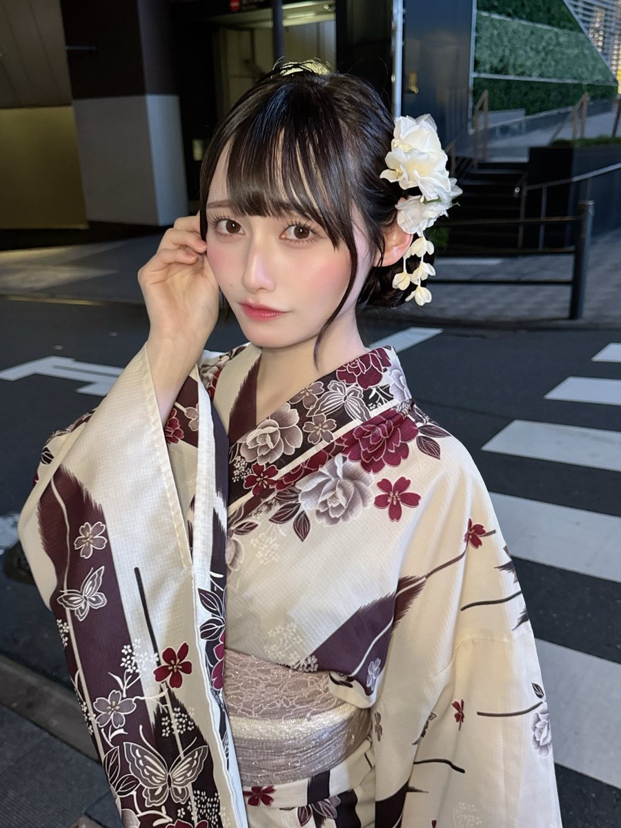 yui_mbt's tweet photo. 「ごめん、待った？」 https://t.co/uKxXBSF7OL