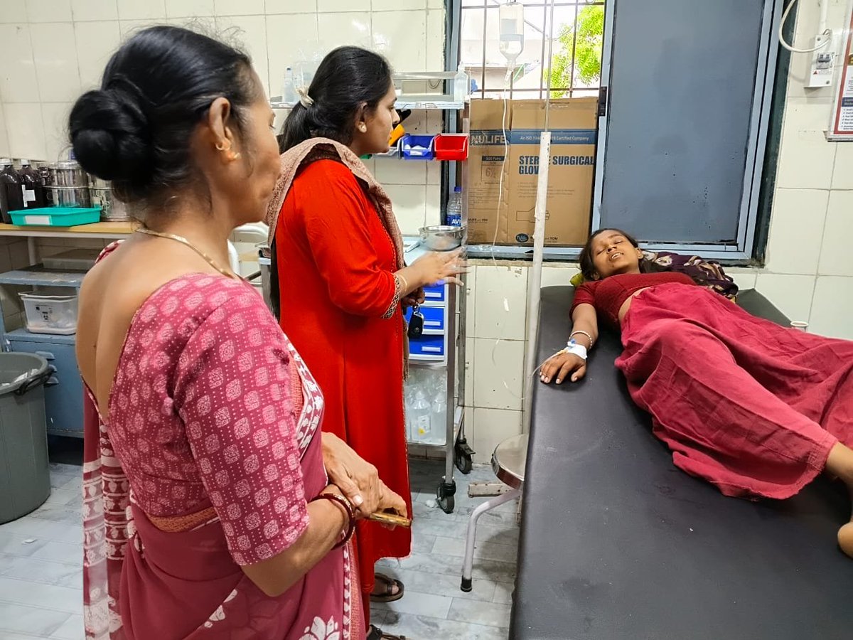 Tankaraicds's tweet photo. ICDS TANKARA 
તારીખ 04/08/2026 ના રોજ બાળ વિકાસ યોજના અધિકારી અને મુખ્યસેવિકા દ્વારા "સ્તનપાન સપ્તાહ " અંતર્ગત ટંકારા CHC સેન્ટર ની મુલાકાત કરી ધાત્રી માતા ને બાળક ને સ્તનપાન કરાવાની ની રીત અને સ્તનપાન ના મહત્વ વીસે સમજણ આપેલ. https://t.co/BchtM85Qbz