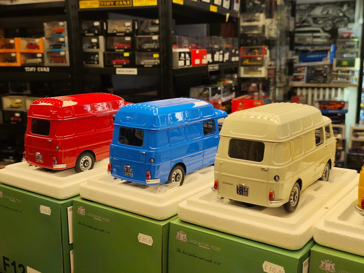 cars_tiny's tweet photo. Sono arrivati gli splendidi Alfa Romeo F12 Laudoracing scala 1:18 da Tiny Cars! 145€ quelli senza scritte, 165€ gli altri. Vi aspettiamo in via Cenisio 19 a Milano! #tinycars #alfaromeo #scala118 #laudoracing #model https://t.co/SCmnkKuaGX