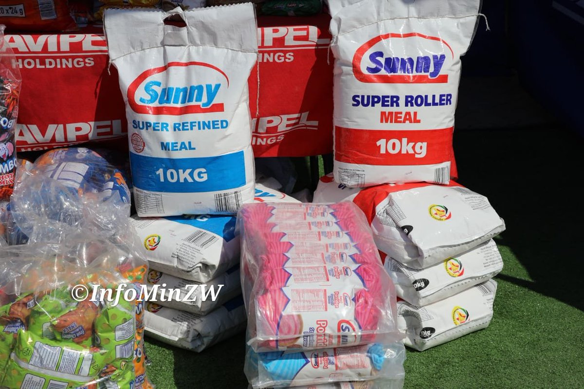 InfoMinZW's tweet photo. Davipel Holdings is a 100% Zimbabwean-owned company established in 2002 by Mr Davison Norupiri and Mrs Pelagia Norupiri. In 2018 the company expanded into Agri-Milling with a USD 12 million investment. The group operates four divisions: Davipel Snacks, Agrimilling Maize, Agrimilling Stock Feeds, and Davipel Freight, producing mealie-meal, maize porridge, snacks and stock feeds for domestic and export markets.
#NDS2 
#Vision2030