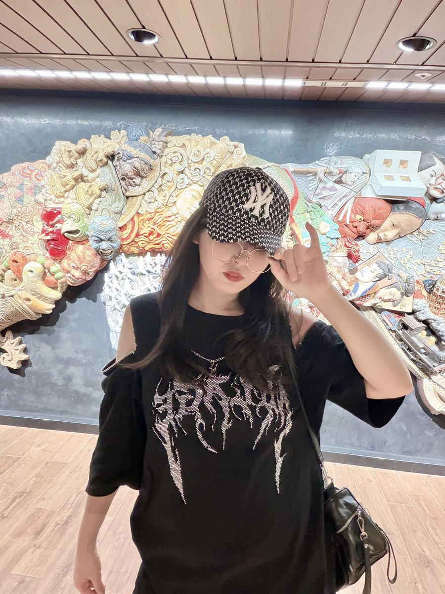 7s99m's tweet photo. 空気を汚して真実を隠す😌 https://t.co/my6LgoDyHN
