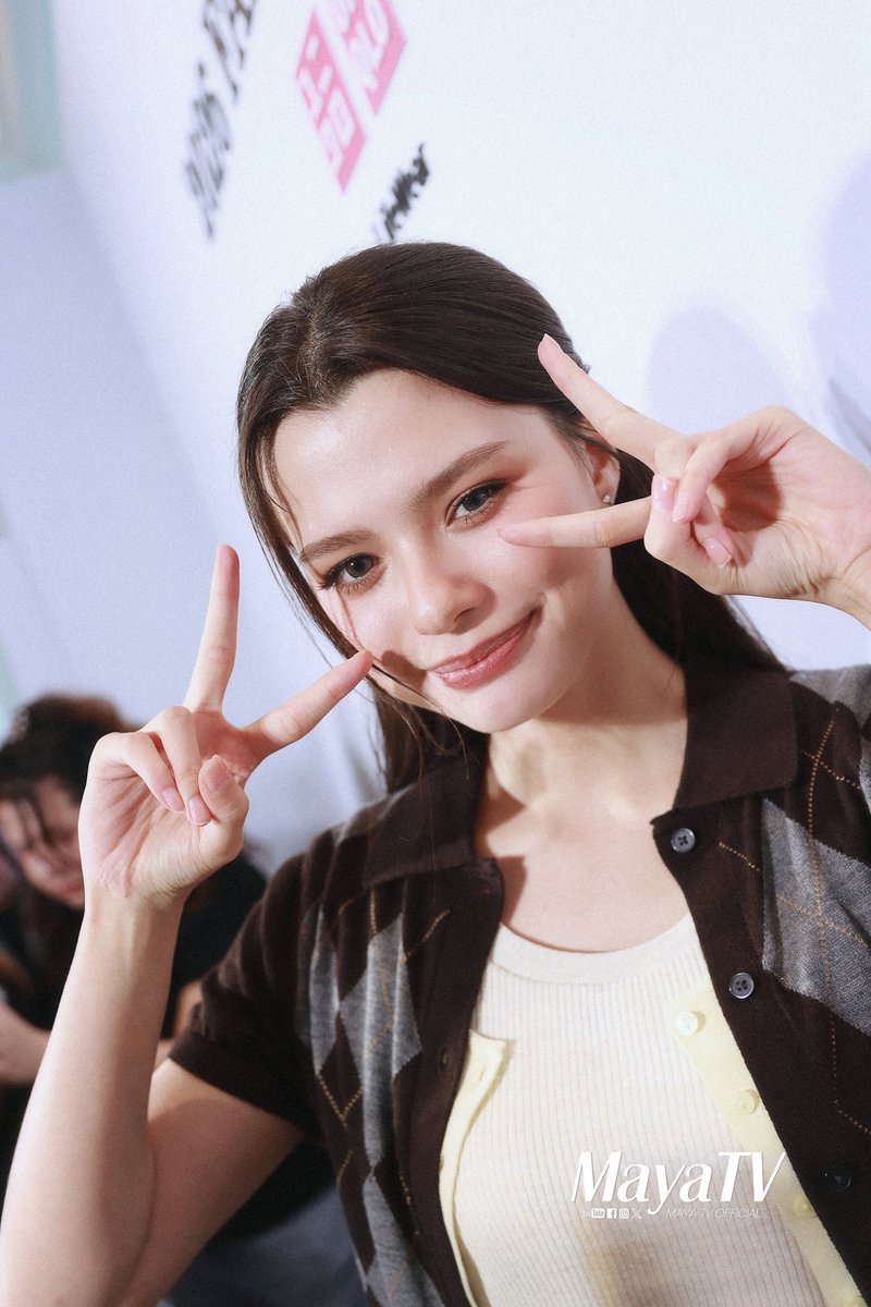 mayaonline2002's tweet photo. "เบ็คกี้" #beckysangels ฟิตร่างลงแข่ง HYROX ส่งกำลังใจให้พี่ฟรีน  กับแฟนมีตฯ อัพเดทคดีฟ้องร้อง ยังหวังได้เงินคืน! 

Interview📽🔗https://t.co/eDD6x315JK

REBECCA X UNIQLO FW
#BeckyxUNIQLO2026FW
#UniqloThailand #BeckyArmstrong https://t.co/s1z0x7pdc1