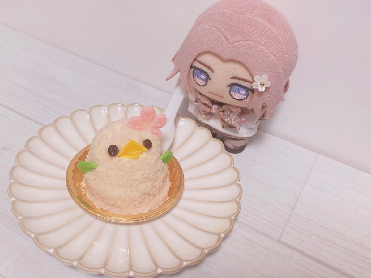 nui_oba_alex's tweet photo. #人間の食べ物を狙うぬいの画像
そろそろ本当に盗られそう https://t.co/askHlVHojS
