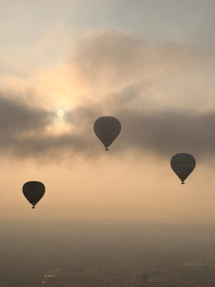 SterlenTweets's tweet photo. celebrated my birthday in a hot air balloon yesterday 
grateful to experience another year 💫 https://t.co/qHZpAAf6iZ