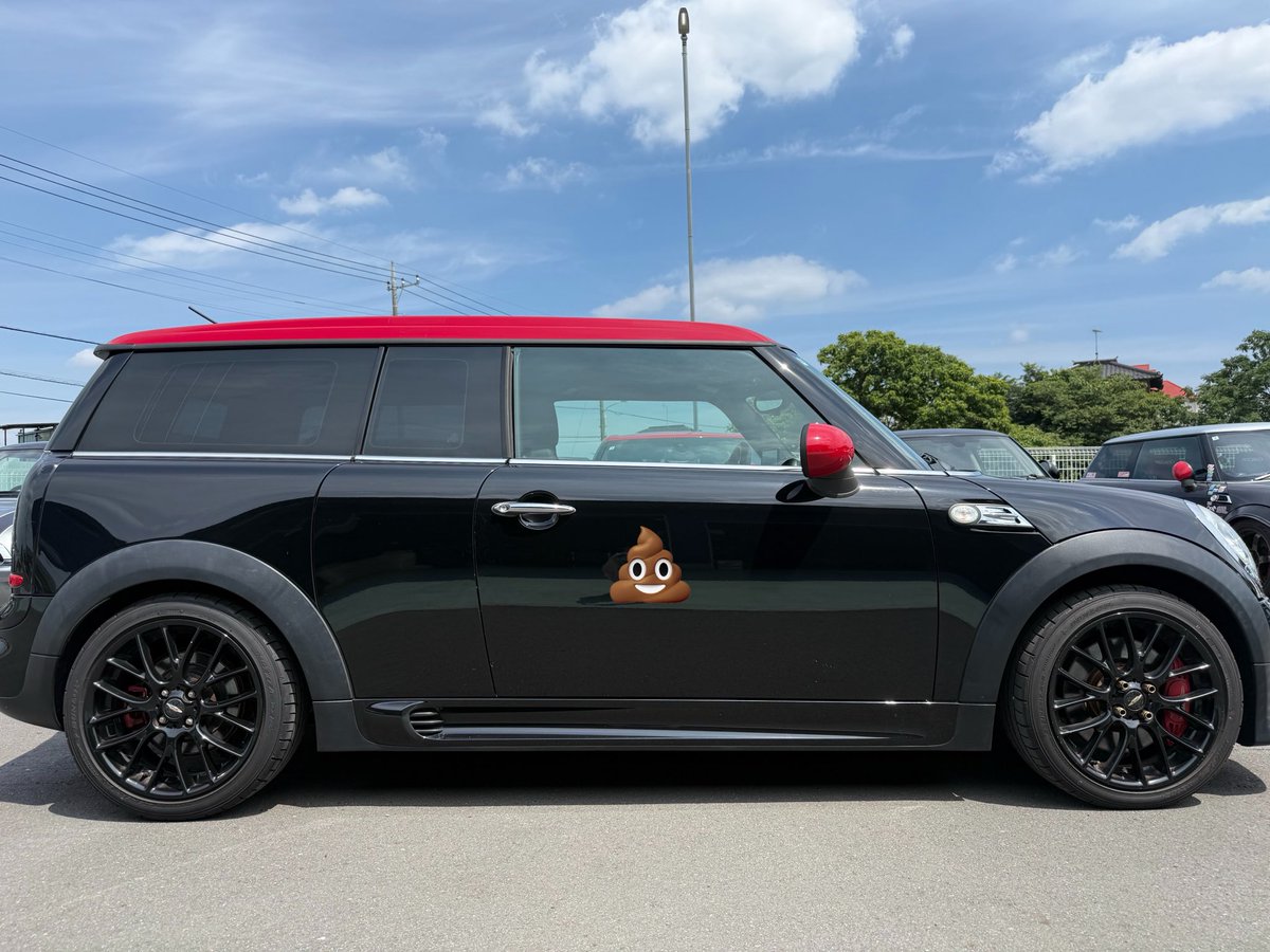 tokinotoki_'s tweet photo. 脚変える前←
変えた後→
車高調じゃないけどなかなかちょうどいい感じに下がってくれた
同心円ぐらいの下がり具合かな？
これぐらいなら車止め以外はあんまり気にせず走れるからよい https://t.co/YZRJXwH5KZ
