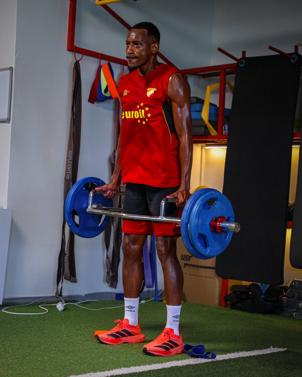 Goztepe's tweet photo. Sabah antrenmanından kareler📸

#Göztepe #UrlaGünlüğü https://t.co/9tDTgM3eh5