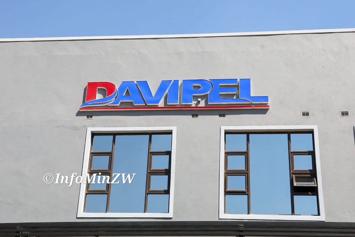 InfoMinZW's tweet photo. Under Phase 2, Davipel Holdings has invested USD 15 million in its headquarters complex, a new stockfeeds plant, and a corn snacks plant, all now operating at 90% capacity utilisation. Since inception, the company has created employment for 600 workers.

This modern investment consolidates agricultural value chains, enhances national food security, and delivers value addition for farmers. It promotes import substitution and export growth, fully aligned with Government’s policies on ease of doing business and private sector-led industrialisation under the National Development Strategy and Vision 2030.  
#NDS2  
#Vision2030