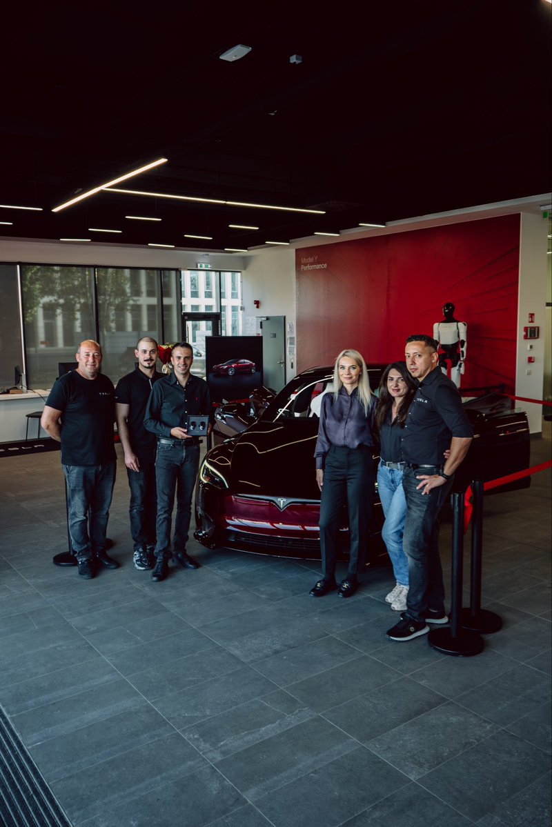 DominicMarcu's tweet photo. Some moments stay with you forever. Today is one of them. I am truly honored to receive one of only 250 Tesla Model S Signature vehicles ever produced worldwide. Knowing that one of these cars has found its home in Romania makes this moment even more special.

The Model S Signature is more than just a limited edition. It represents the very best of what Tesla has created. Finished in the exclusive Garnet Red, featuring unique 21-inch wheels, gold emblems and brake calipers, illuminated Signature door sills, Alcantara and carbon fiber interior details, exclusive sport seats, and a numbered plaque identifying it as one of only 250 built worldwide.

But for me, this car means far more than exclusivity.

It represents years of hard work, passion, sacrifice, and an unwavering belief that electric performance belongs at the very highest level of motorsport.

Over the years, I have dedicated my career to proving that electric cars are not just the future, they are already capable of competing, winning, and inspiring. Every race, every championship, every innovation, and every challenge has been part of this incredible journey.

Being recognized by Tesla in this way is one of the greatest honors of my career. It is a recognition not only of my work, but of the vision our entire team has pursued for years: showing that electric performance has a place at the highest level of motorsport.

I would like to express my sincere gratitude to the entire Tesla Bucharest team for their professionalism, trust, and for making this delivery an unforgettable experience.

A very special thank you goes to the BCR Leasing team, especially Vlad Vitcu, for believing in this project from the very beginning and for making it possible for me to finance this extraordinary car through BCR Leasing. Your trust and support have been invaluable throughout this journey.

I also want to thank all of my partners who believed in this vision from day one. Your trust has allowed me to push boundaries, pursue ambitious projects, and continue promoting innovation both on and off the racetrack.

Finally, thank you to everyone who has supported me over the years. Every message, every shared success, and every person who believed in me has become part of this story.

I dedicate this achievement to my father, who recently passed away.

He taught me to dream big, work harder than anyone else, and never give up. I know he would have been incredibly proud to witness this moment.

Some dreams are bought.

The most meaningful ones are earned.

Tesla Model S Signature.
1 of 250 worldwide.
1 of 20 in Europe.
The only one in Romania.

Thank you, @Tesla! Thank you, @elonmusk!

The journey continues. ❤️

#Tesla #ModelSSignature #TeslaModelS #SignatureEdition #Innovation #1of250 #Romania #DominicMarcu
