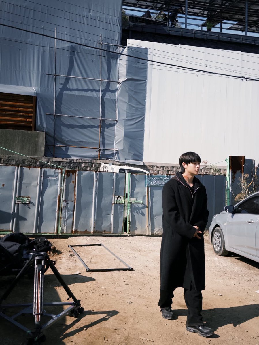 mystarissy's tweet photo. 경매장 맞담 우진이 맞니 https://t.co/hPBNQHQJKZ