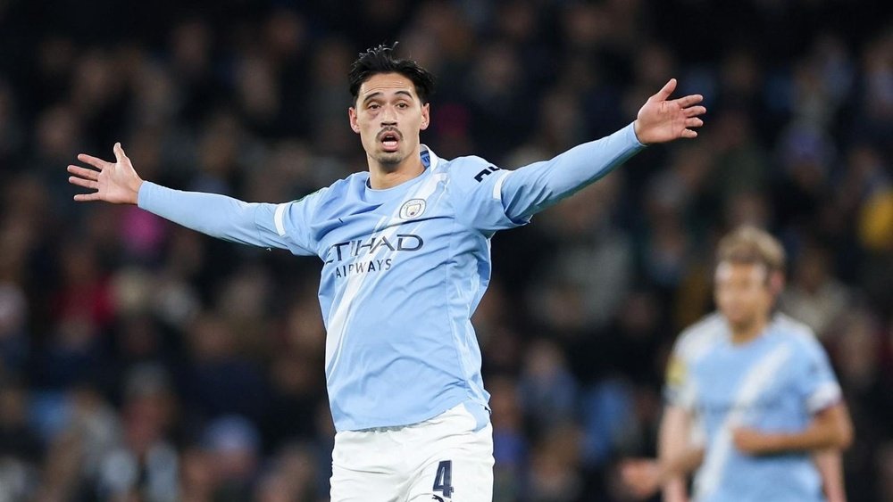 goalmirror's tweet photo. Nottingham Forest eye £55m swoop for Manchester City's Reijnders

The Dutch international, a key figure in Pep Guardiola's past squad overhaul, could be set for a swift exit just 12 months after arriving at the Etihad. https://t.co/mcNsHJscxk