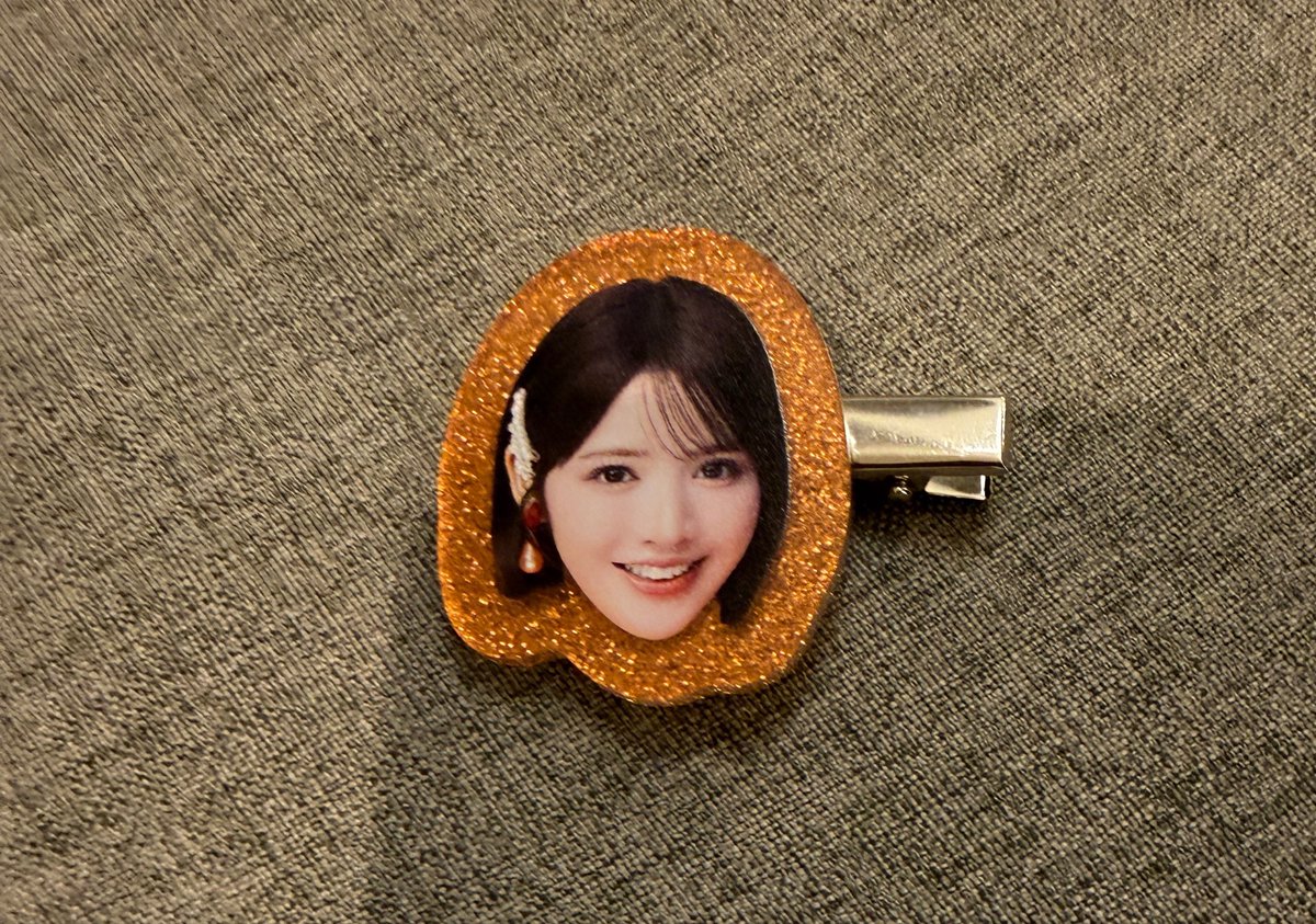 nidone_19's tweet photo. FRUITS ZIPPER 前髪クリップ（セブンネット）

【譲】鎮西🧡
【求】月足❤️ 仲川💜

現地交換　9/13、11/15
郵送交換◎

お気軽にお声がけください🤍

#FRUITSZIPPER #ふるっぱ一交換　#ふるっぱー　#フルーツジッパー https://t.co/ZeFYrcUHxQ