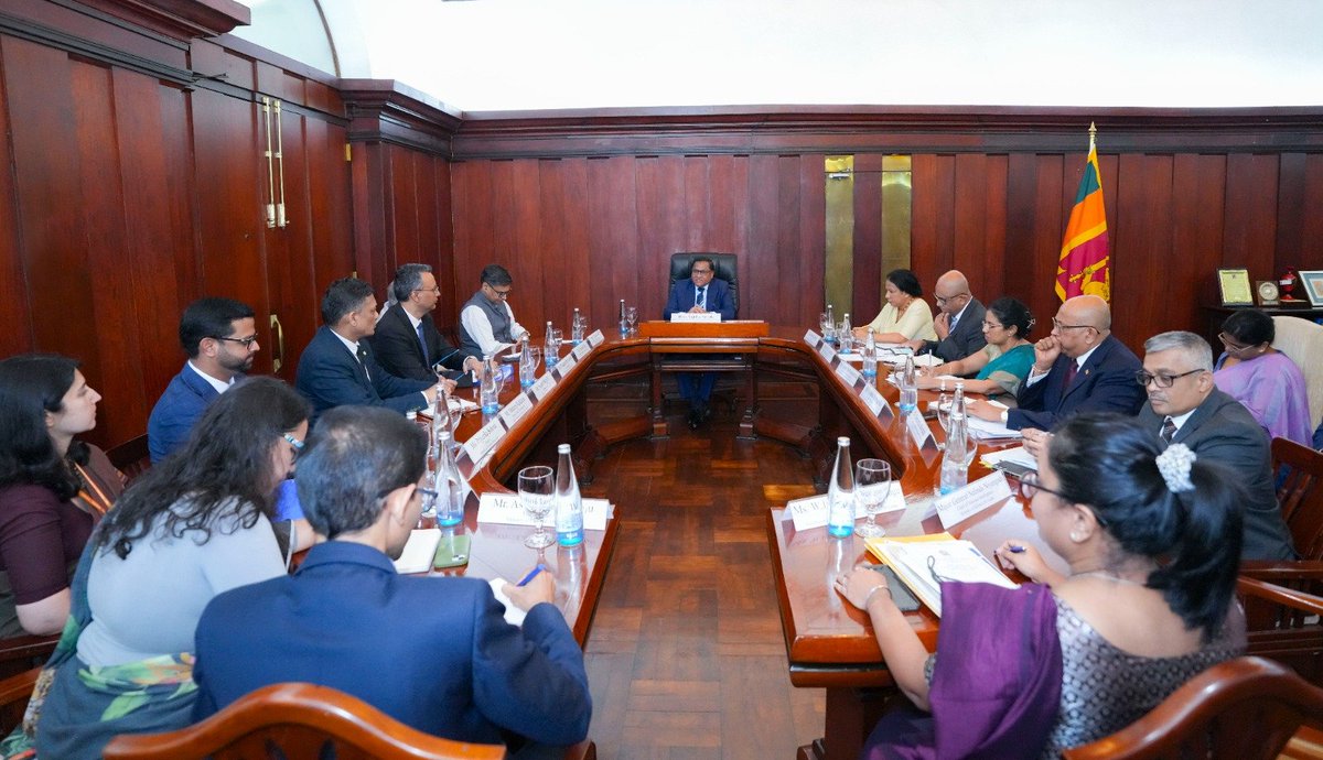 HMVijithaHerath's tweet photo. Met Indian Foreign Secretary Vikram Misri and a delegation of senior officials from Indian Ministry of External Affairs today at the Ministry of Foreign Affairs, Foreign Employment & Tourism. Was pleased to have a productive discussion on the status of ongoing bilateral cooperation.