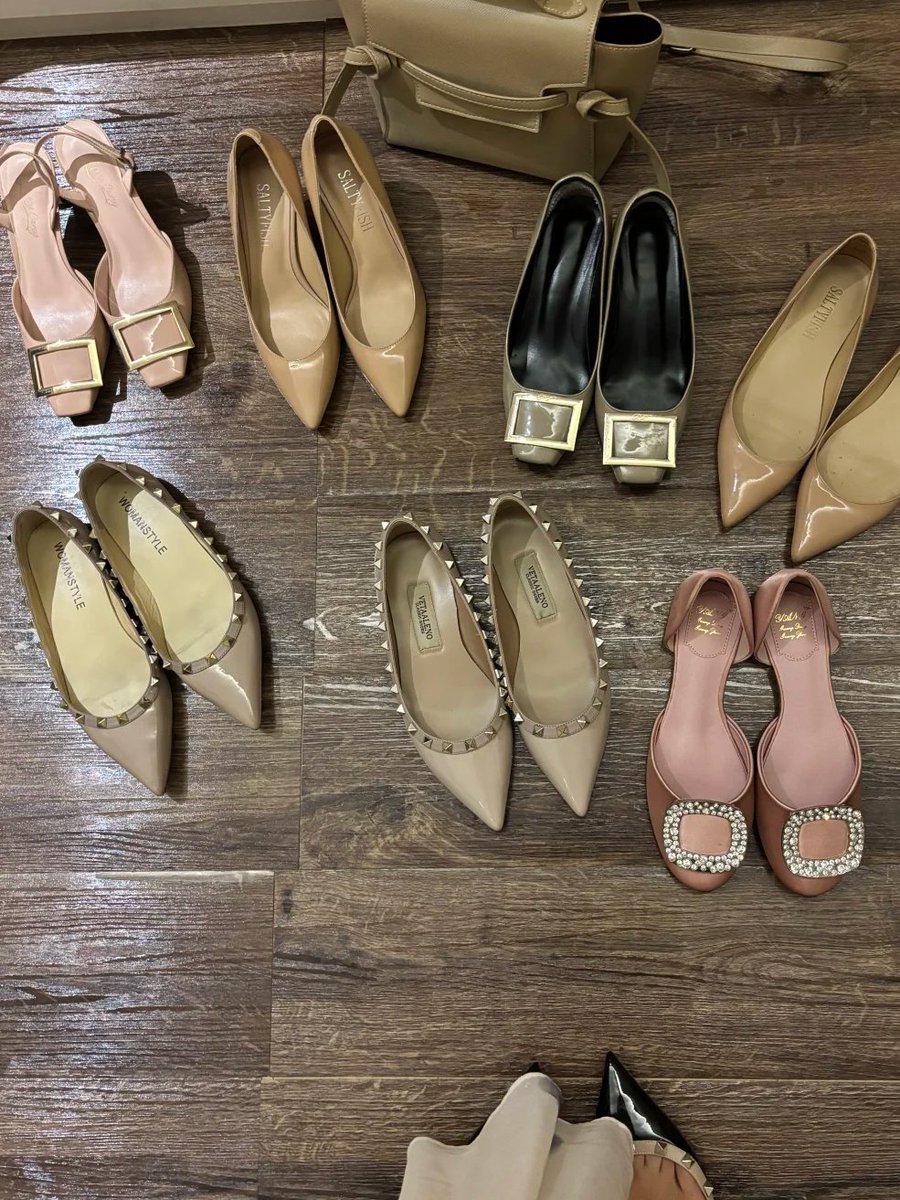 RobsonTur's tweet photo. Some of these are styles I bought years ago, and I've found they still look great when I wear them this year https://t.co/c9HpxWKs8J