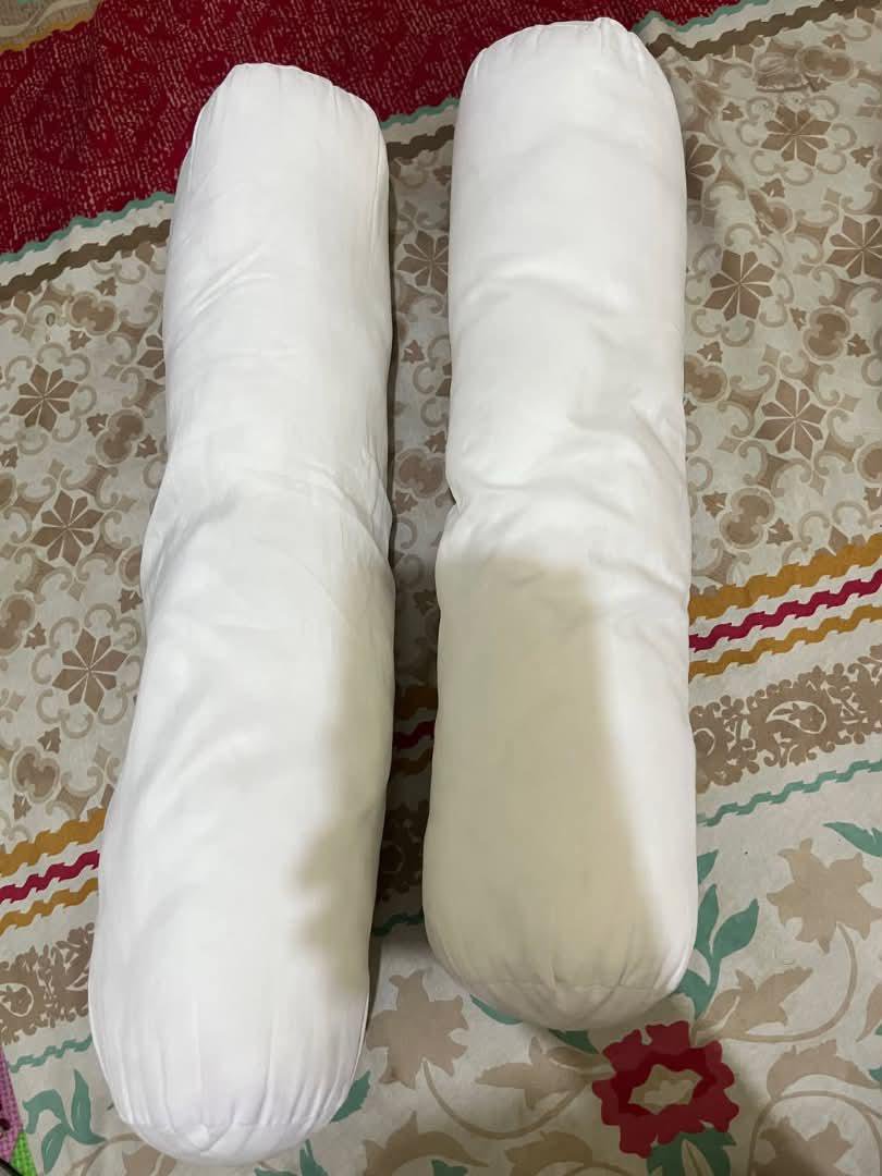 ratjunmuu's tweet photo. ⚠️ STOP BUANG GULING YANG UDAH BULUK!

Aku kira udah gak bisa diselamatkan...
ternyata cuma salah cara nyucinya. 😭

Sekali coba, noda kusamnya memudar dan guling jadi jauh lebih bersih. 🤍

Hemat uang, hemat tenaga! 💸✨ https://t.co/j16HcnQijR