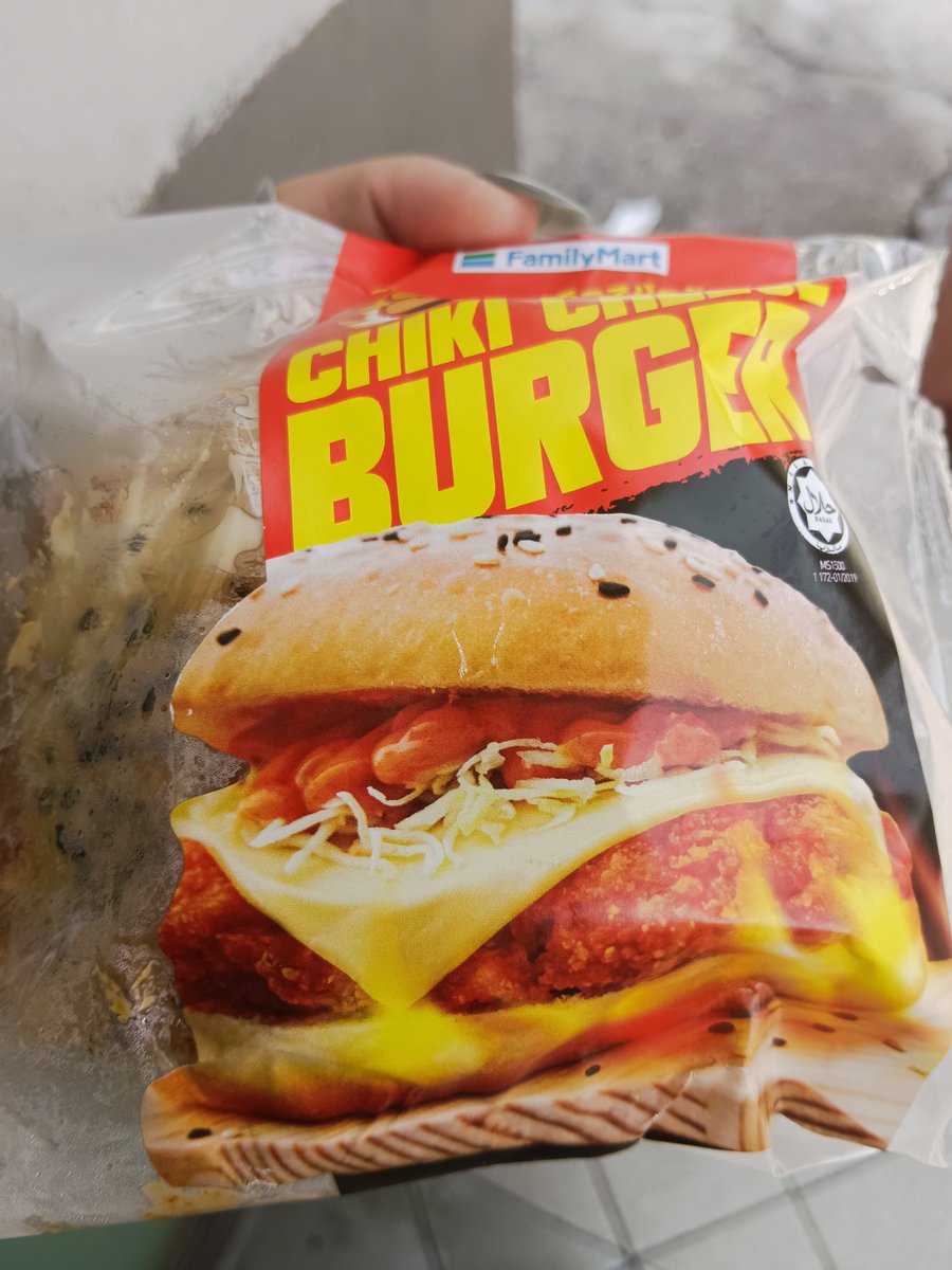 fear2581's tweet photo. Got myself a chicken borgar in order to honour Baihe's birthday, kek
ANYWAYS HAPPY BIRTHDAY TO OUR AMAZING, SWEET, ADORABLE MANE-SAN THAT IS BAIHE!!! 🎂🎉🎈🥳Pls know that you are loved and cherished with all that you do for us, thank you! 🫡
#BloomForBaihe2026 #HappyBaiheDay2026 https://t.co/jwNcTZ8OYb