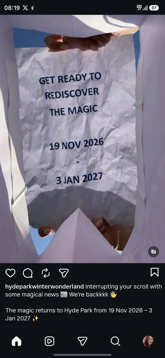 val0461's tweet photo. Estou arrasada.
 Eu literalmente planejei a viagem e a parada em Londres para ir nesse parque, mas acabou que a abertura dele vai ser exatamente no dia que vou ir embora de Londres 😭💔 https://t.co/891ednz5dg