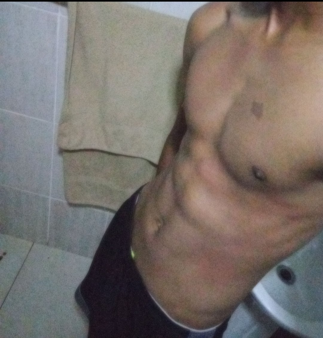 Alexander46245's tweet photo. quien para grabar contenido? https://t.co/wD3tLtbWcH