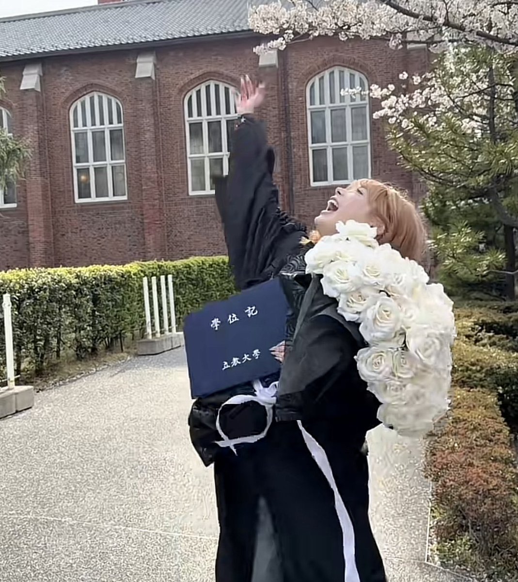 poichan00's tweet photo. ミナちゃんって、同志社から立教に転入して、春から韓国の大学に通ってた子だよね？

上へ上へと目指してる姿本当に尊敬してたから噂が本当だったら努力以上に失うものが多かったんだろうな、、、 https://t.co/BW5zgye4uf