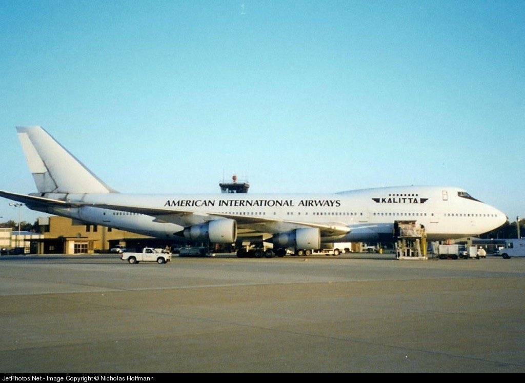 n194at's tweet photo. American International Airways
Boeing 747-132(F) N625PL Line #159
HUF/KHUF Terre Haute Regional Airport
October 1996 - my photo
#AvGeek #Aviation #Airline #AvGeeks #Boeing #QueenOfTheSkies #B747 #Kalitta #AIA #HUF #TerreHaute @TeamKalitta ๐บ๐ธ https://t.co/w6abueUKjO