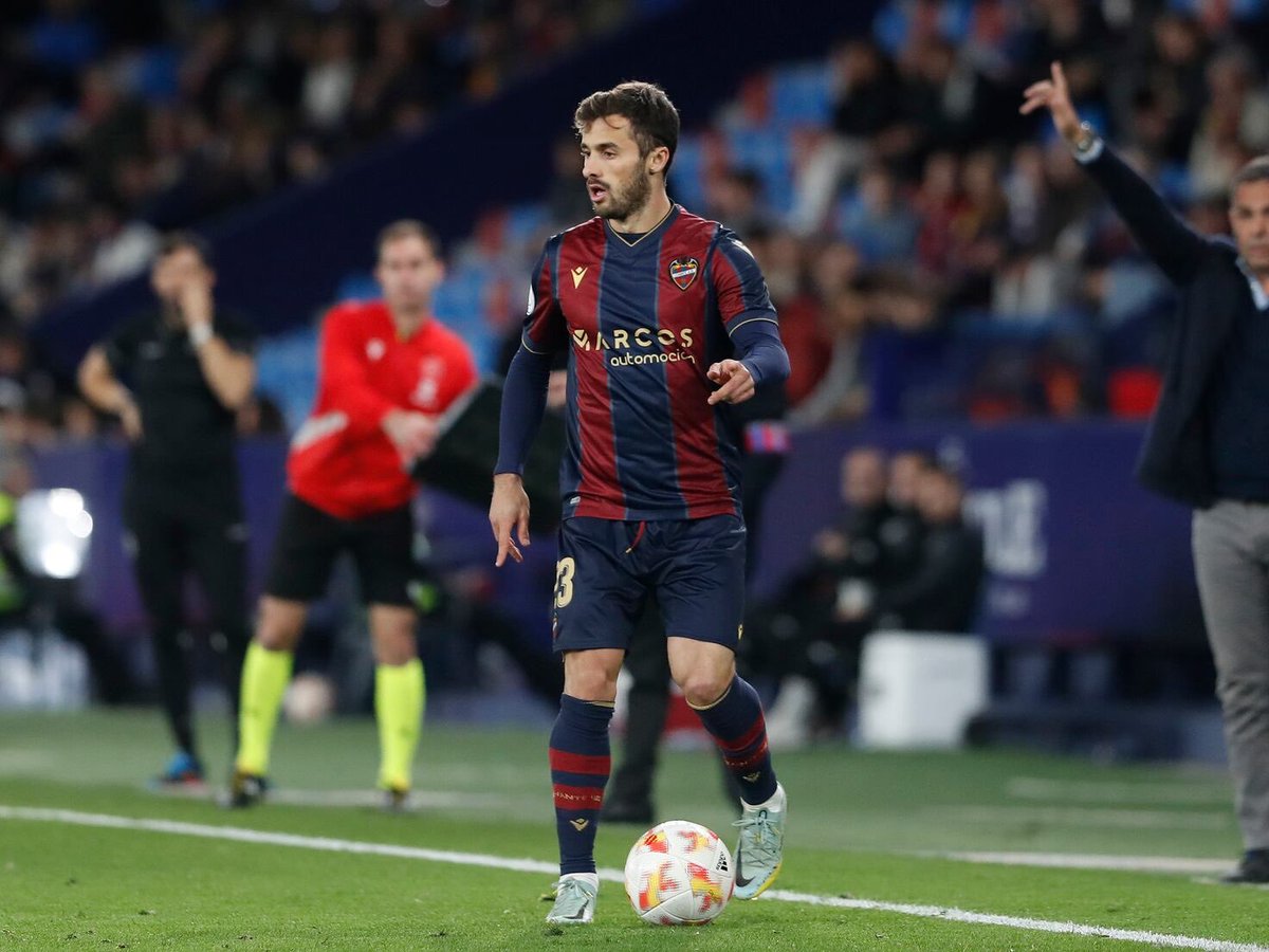 Granotahub's tweet photo. 💣 El Levante obtiene ingresos por Saracchi

💰Marcelo Saracchi hará ingresar 338.000   
 euros al Levante UD gracias a la venta 
 realizada por Boca Juniors. El Levante. mantenía un 30% de los derechos del lateral izquierdo

➕ Llegó a coste cero en el mercado invernal 
de 2022 https://t.co/1hc5JMuxaH