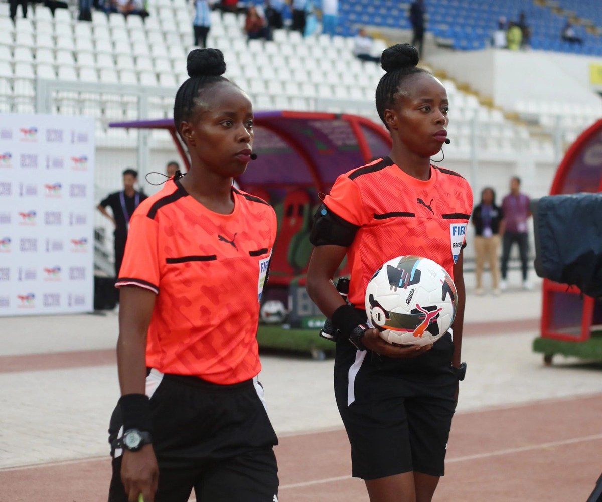 bbkigalifm's tweet photo. #WAFCON2026
Abanyarwandakazi b'impanga, Umutoni Aline na Umutesi Alice, mu basifuzi bayobora umukino w'Igikombe cya Afurika 2026 cy'Abagore uhuza Egypt 🇪🇬 na Nigeria 🇳🇬 kuri uyu wa Gatatu.
#Simplysports https://t.co/D2sCSIInmr