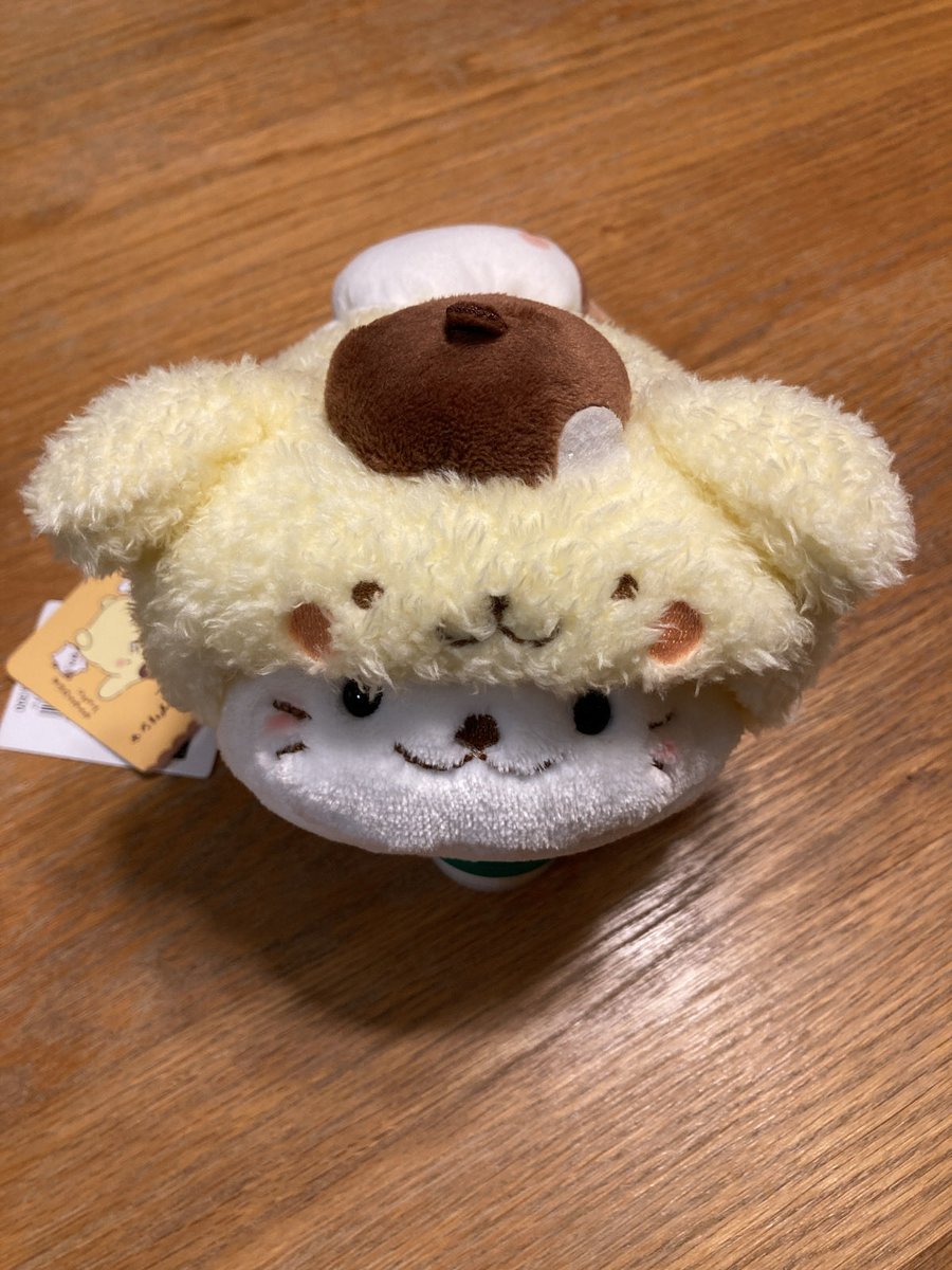 atelierfeuille's tweet photo. まだ間に合う！って事で東京駅まで行ってきたん♪
UFOキャッチャーたんも気になったけど今回はプリンたんをお迎えしましたん
暑かったので帰りにエクセルシオールでミルチェエスプレッソを飲みました☕︎
「ふしぎなのみもの…」
美味しかったけど思ってたのと違ったねぇ

#しろたん #ミルチェ https://t.co/zCh4m2yTna